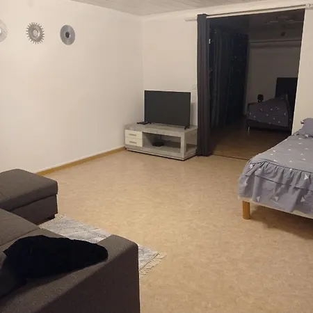 Appartement dans maison à Corbelin proche Walibi Extérieur photo